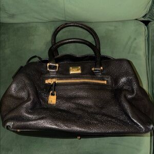 Elegant Black Leather Tote with Gold Accents